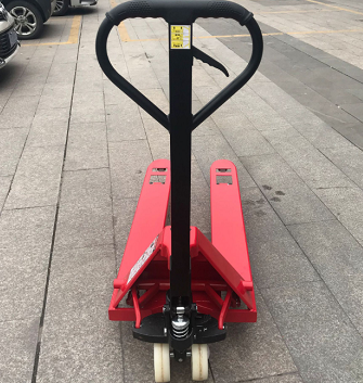 汛期來(lái)臨，叉車需要加倍進(jìn)行保護(hù)了